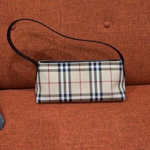 Burberry Vintage circa shoulder bag *NEW*